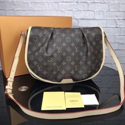 Reps LV Bags 1906BL0143 0130