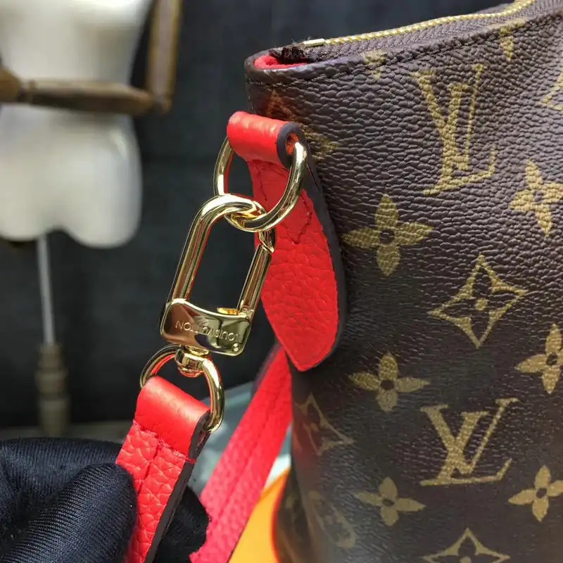 Reps LV Bags 19T1L0608 0130