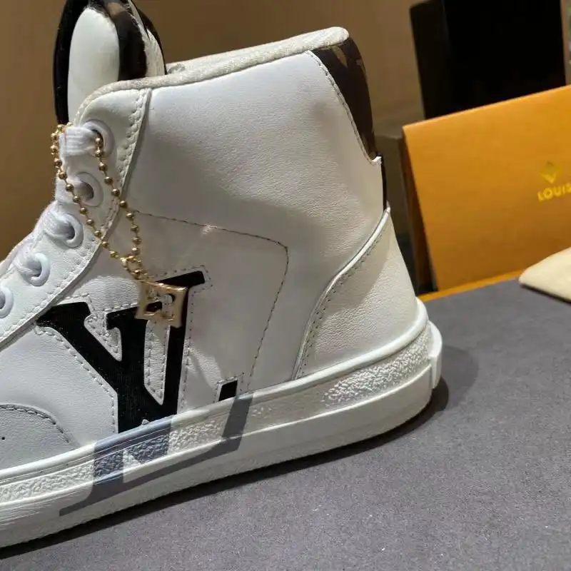 Cheap LV Shoes 2209MP0019 0122