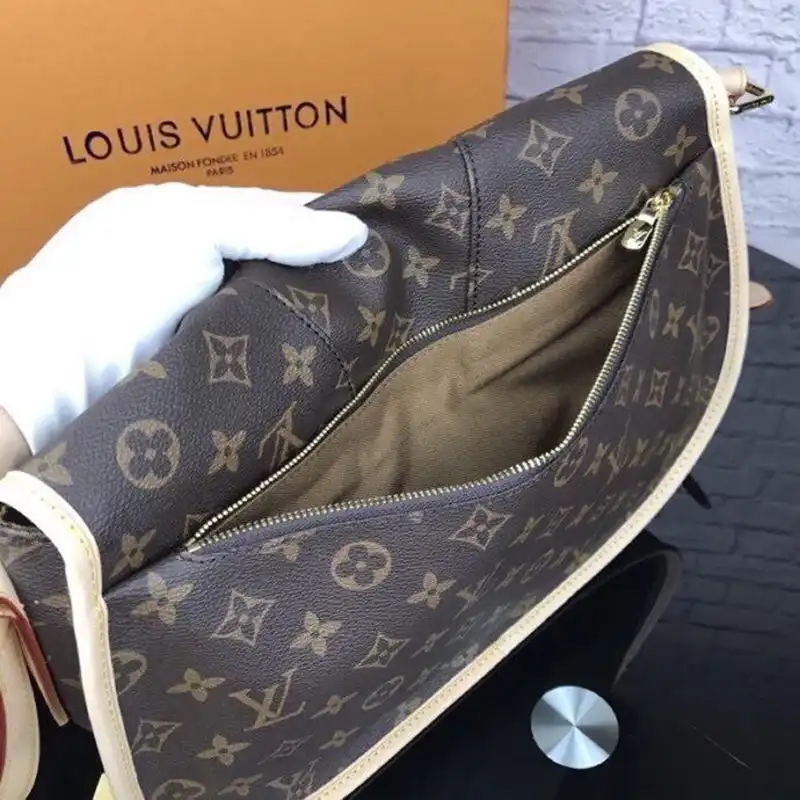 Reps LV Bags 1906BL0143 0130