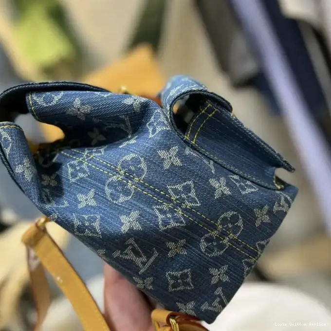 Reps Bag 2207YA0051 LV 0218