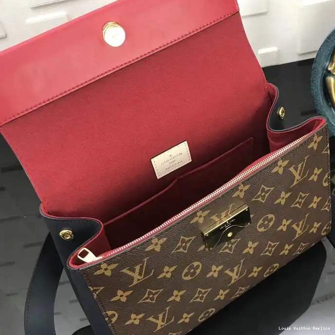 Reps 19T1L0042 LV Bags 0217