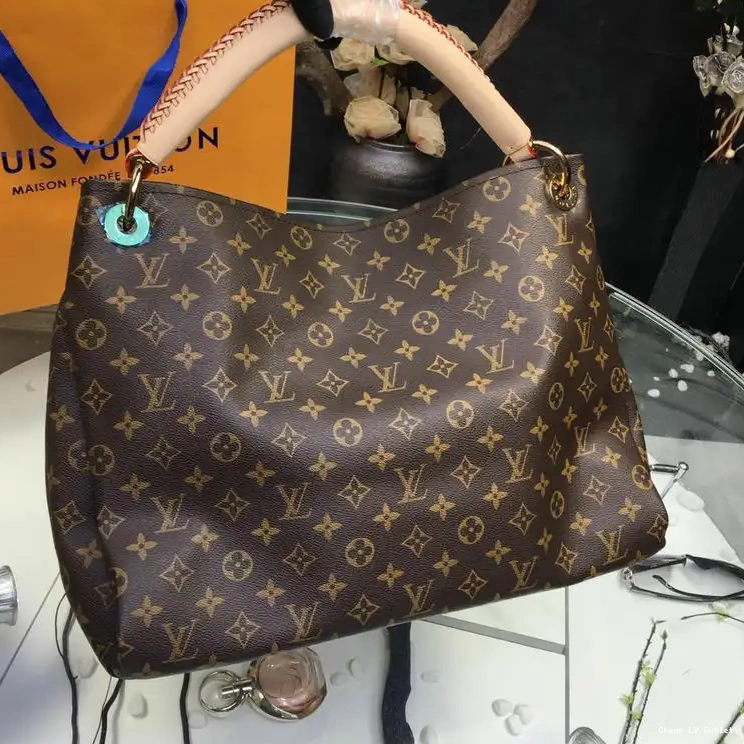 Cheap LV 19T1L0046 Bags 0208