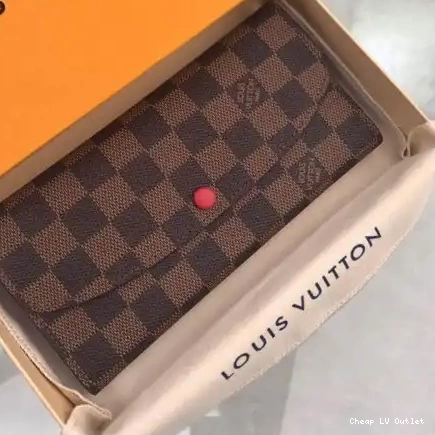 Reps 19T1L0437 Bags LV 0221