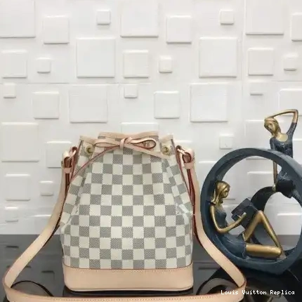 Affordable LV 19B570334 Bags 0216