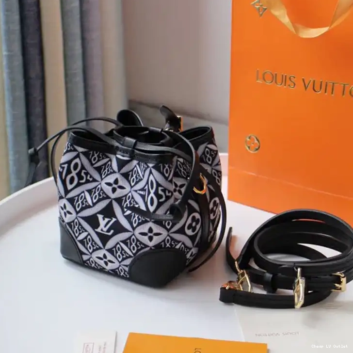 Replica Bags LV 204B570012 0224