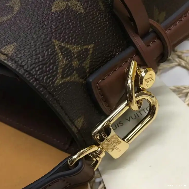 Cheap LV Bags 20DJ570021 0226