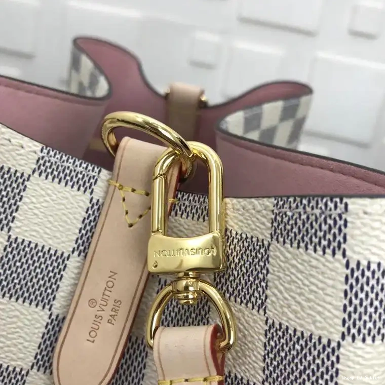 Reps 19T1L0499 Bags LV 0221