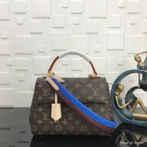 Reps 19T1L0221 LV Bags 0219