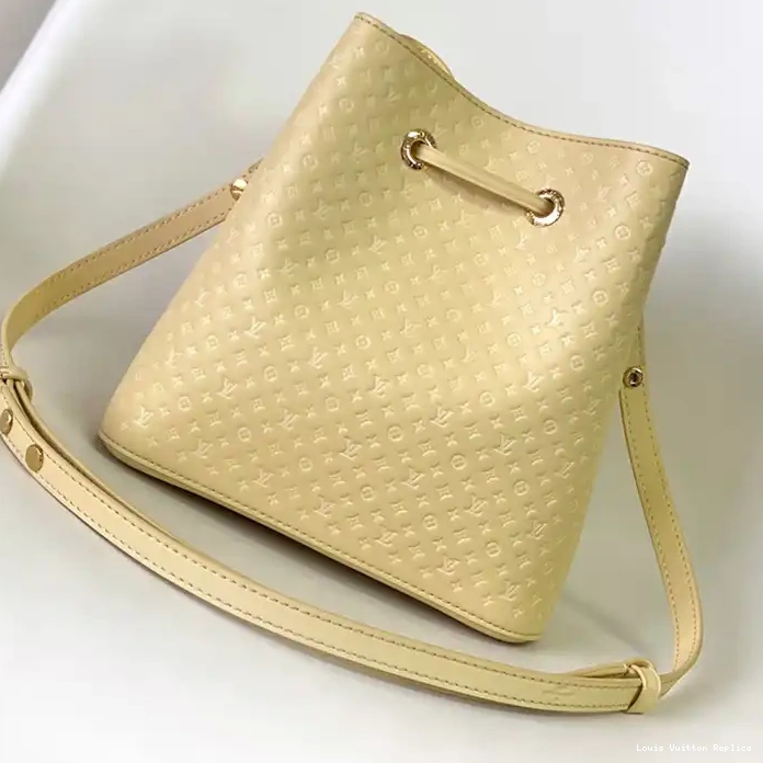 Replica 2304DJ0047 Bag LV 0210