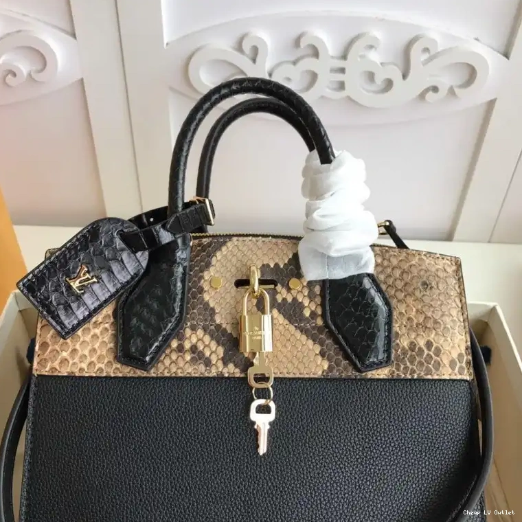 Replica LV 19B570384 Bags 0211