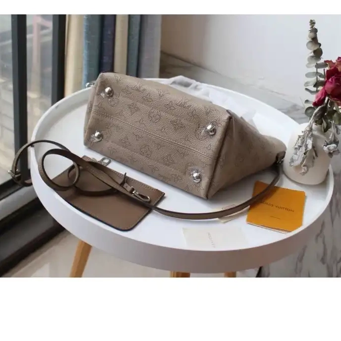 Replica Bags LV 206B570040 0221