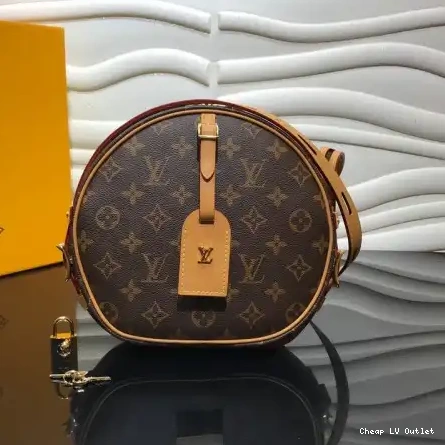 Replica 20DJ570084 LV Bags 0212