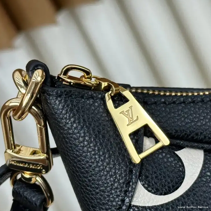 Replica Bags LV 2407YZ0216 0210