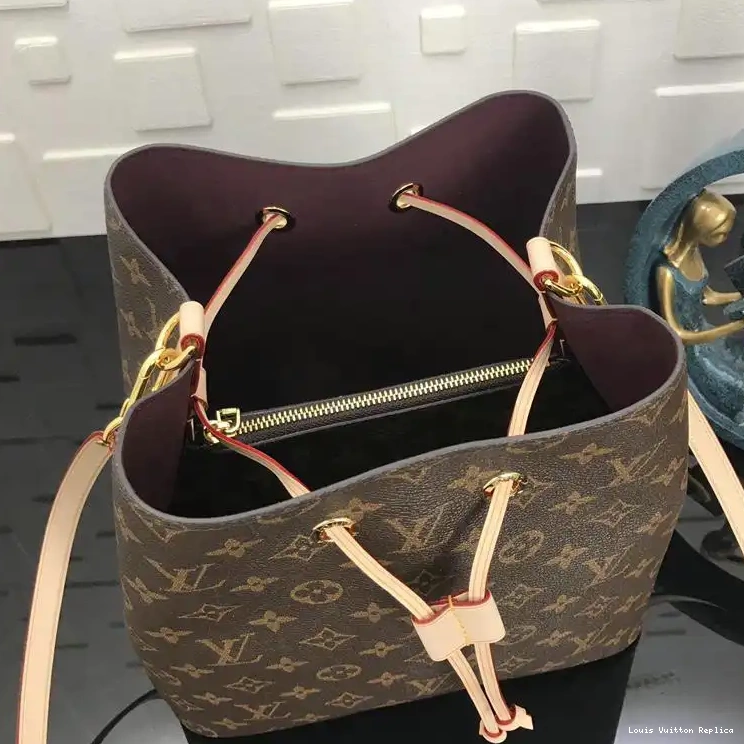 Affordable 19T1L0498 Bags LV 0211