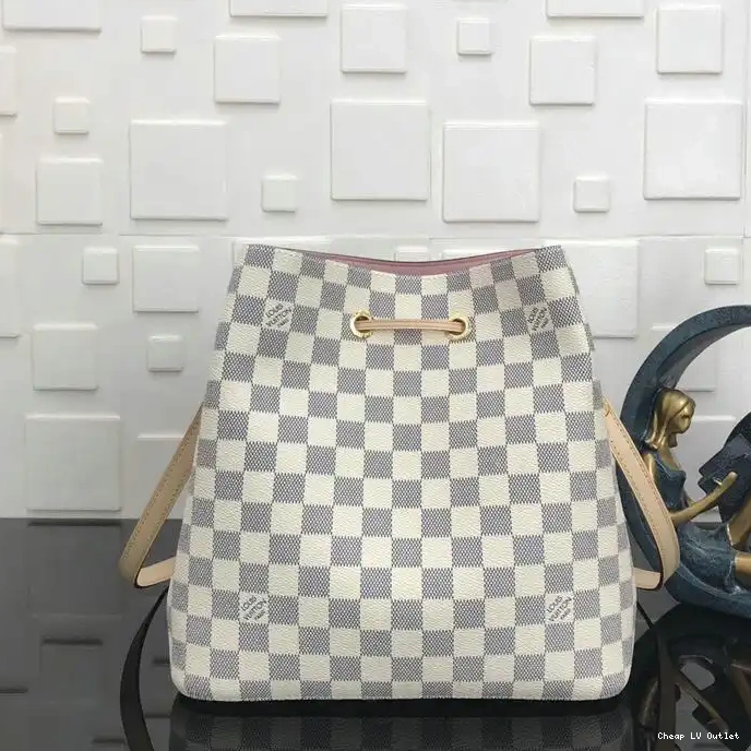 Reps 19T1L0499 Bags LV 0221