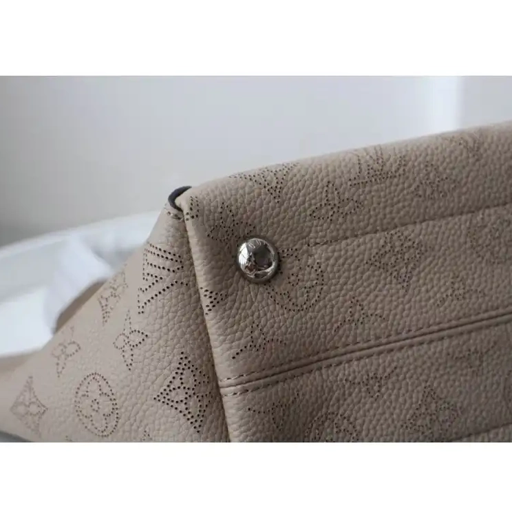 Replica Bags LV 206B570040 0221