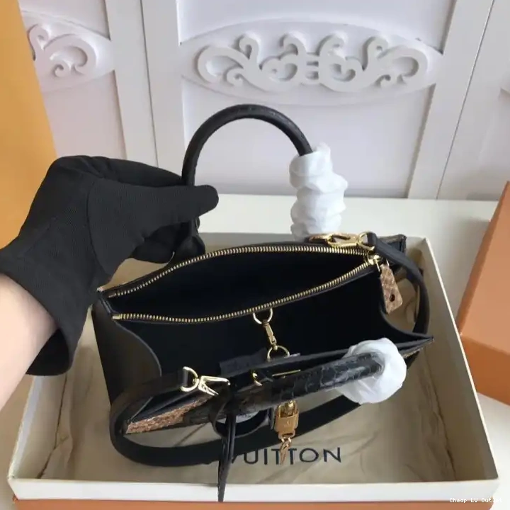 Replica LV 19B570384 Bags 0211