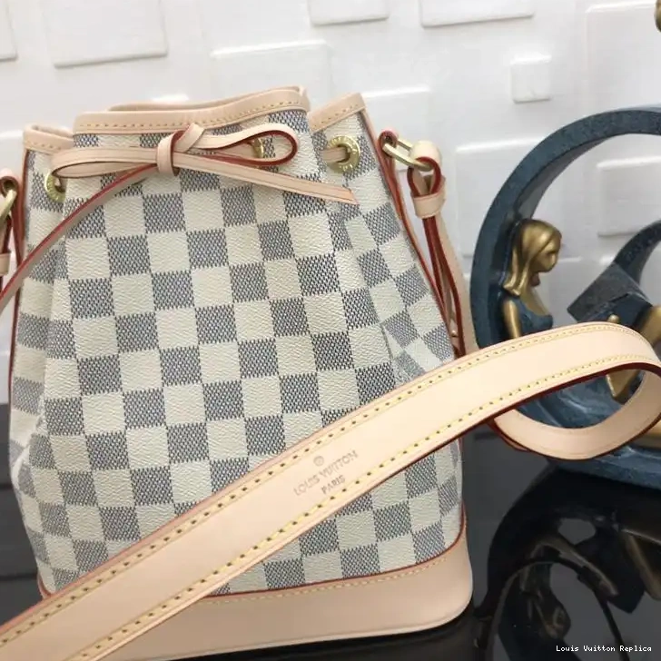 Affordable LV 19B570334 Bags 0216