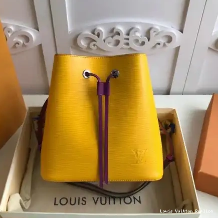 Reps 19T1L0460 LV Bags 0210