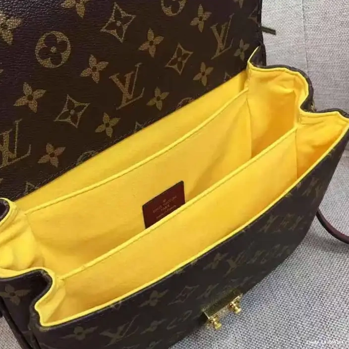 Affordable LV Bags 19B570337 0215