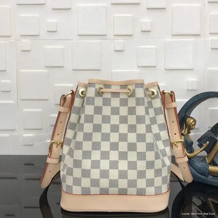 Affordable LV 19B570334 Bags 0216