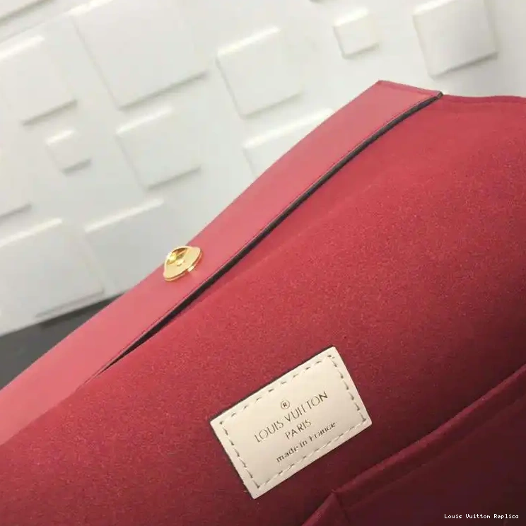 Reps 19T1L0042 LV Bags 0217